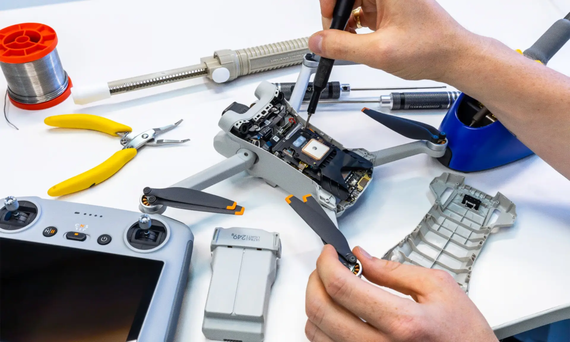 Imagem ilustrativa de Manutenção de drones